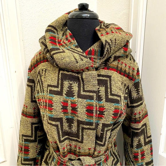 * Beautiful Southwestern Style Mossimo Coat With Hood Size L - Picture 7 of 11